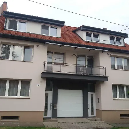 Partner Apartmanhaz Apartment Erlau