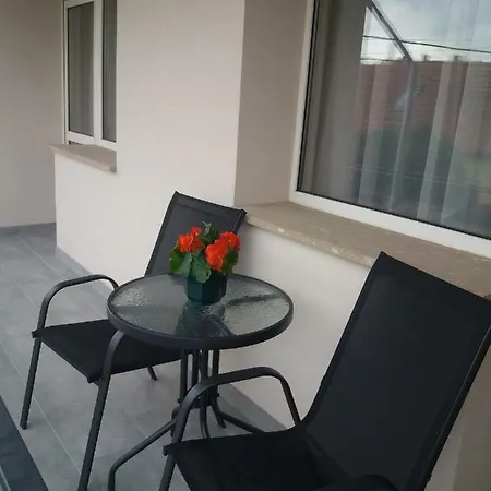 Partner Apartmanhaz Apartment *